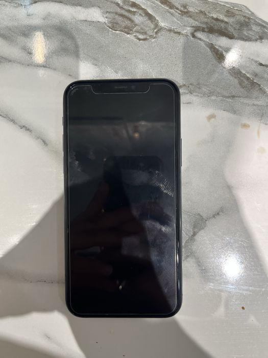 iPhone 11 Pro с каробкой