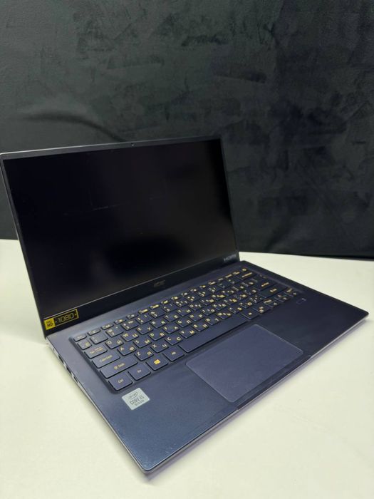Acer.