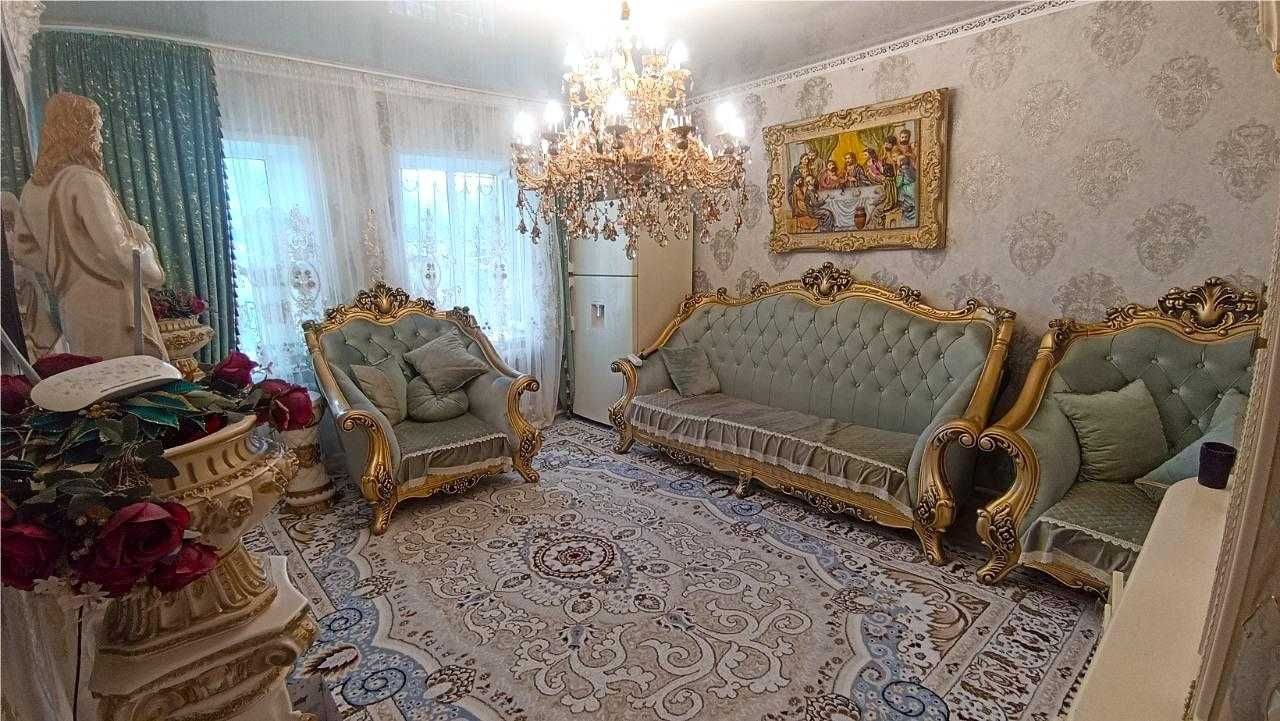 Продается ДОМ с мебелью и техникой.