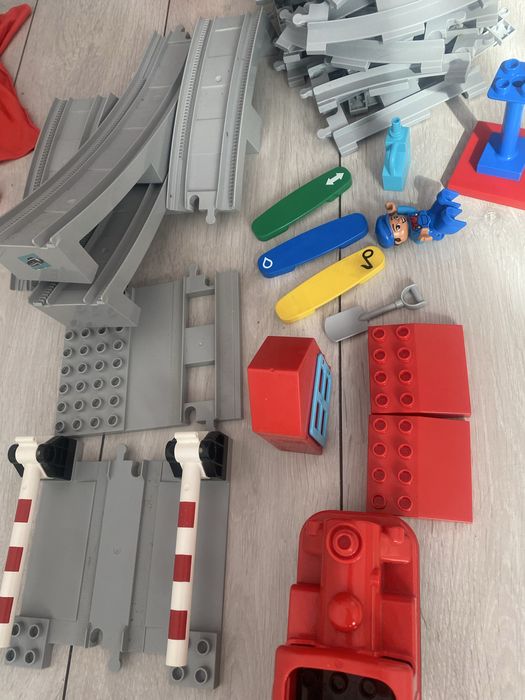 Lego tren cu aburi 10874