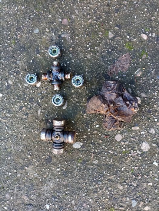 Части товарни камиони ЗИЛ, ГАЗ, Жук, Ниса