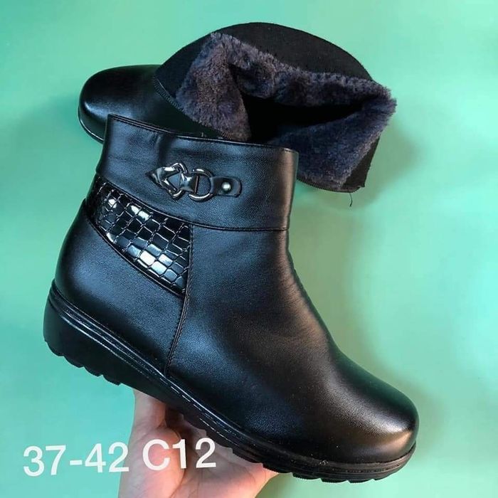 Incaltaminte imbracaminte