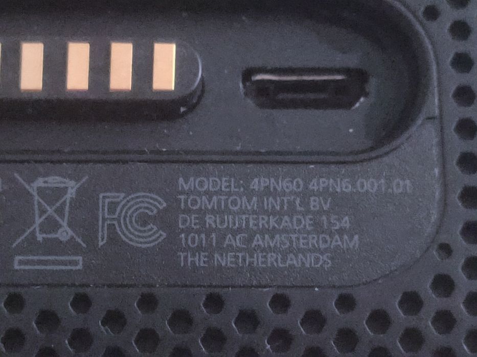 Gps tomtom 6 ca și nou (hărți actualizate)