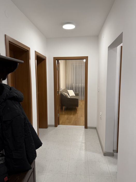 Дава се под наем Тристаен апартамент в София, Хладилника - 110 кв.м за 841.5 € - Снимка #1