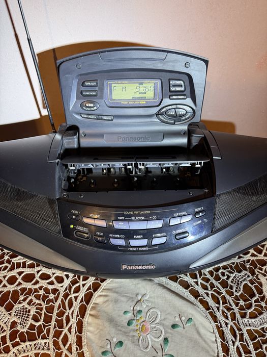 Cas Panasonic RX-ED77 ,cas hitachi cu CD. Dublu cas cu autoreverse