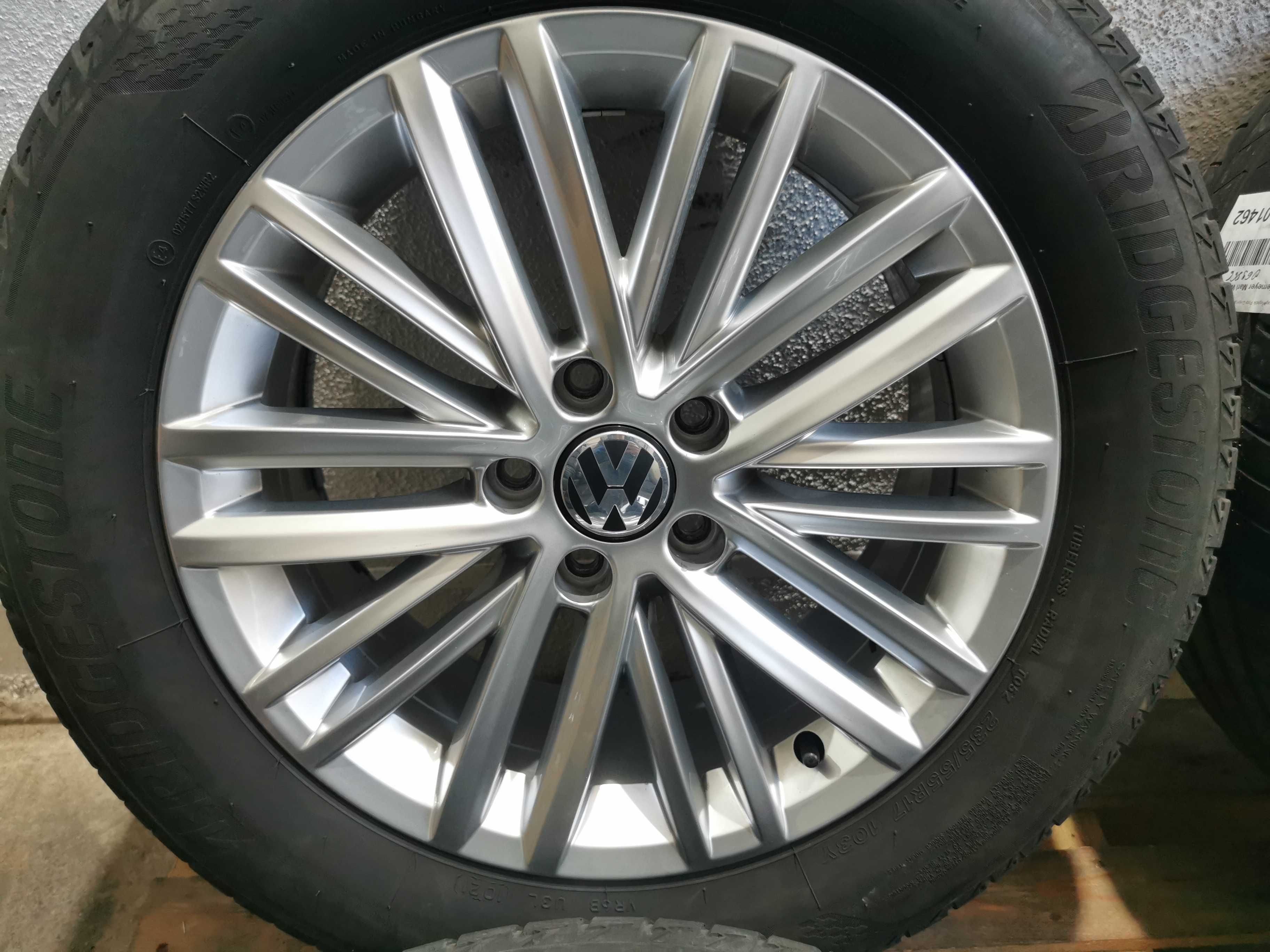 Jante Originale Vw Tiguan  .R 17 cu anvelope de vara