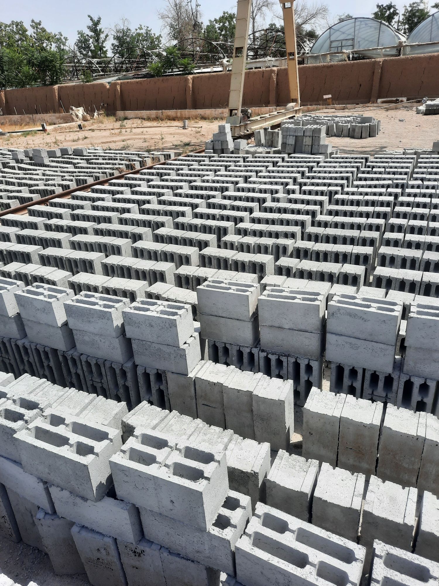 Шлакоблок Шлакаблок 3800 сум. 20/20/40 Сифатни кадрловчилар учун...