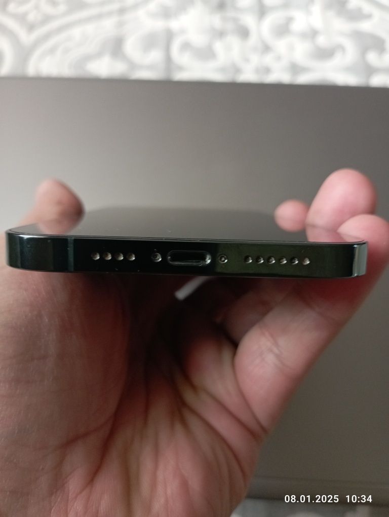 Продается Iphone 12 promax. Состояние отличное