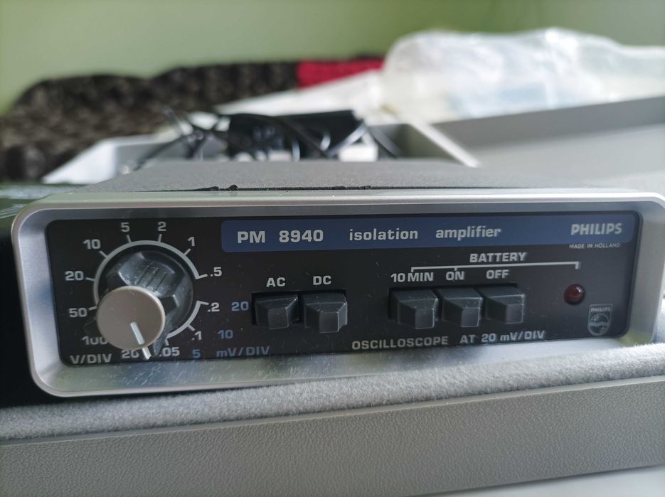 Изолиращ усилвател PHILIPS PM8940