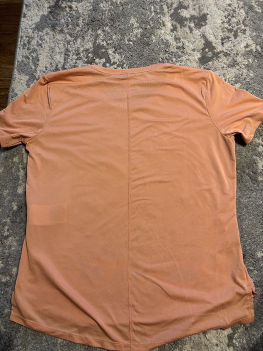 Оранжева блуза на НАЙК
