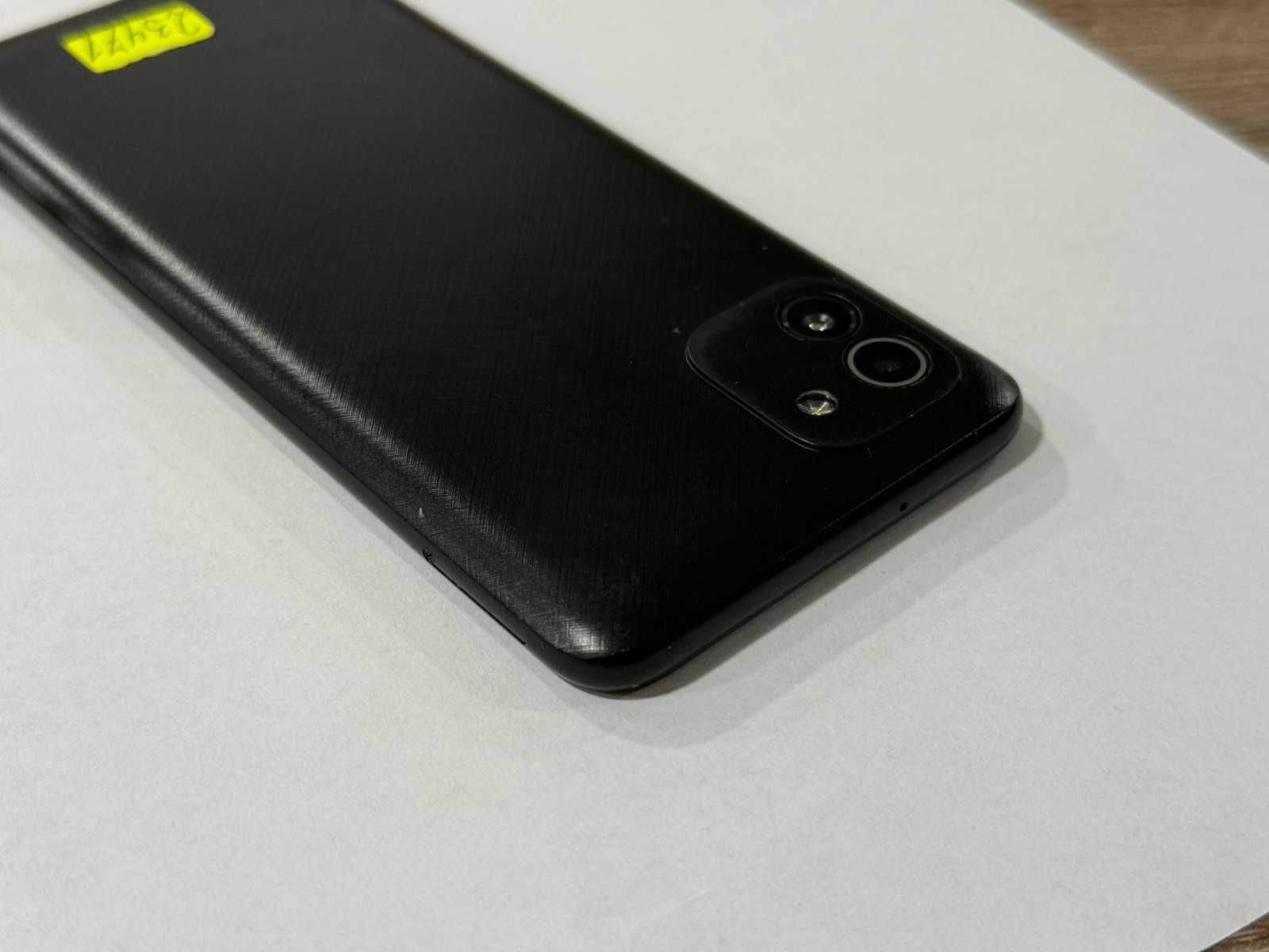 Продавам Samsung A03