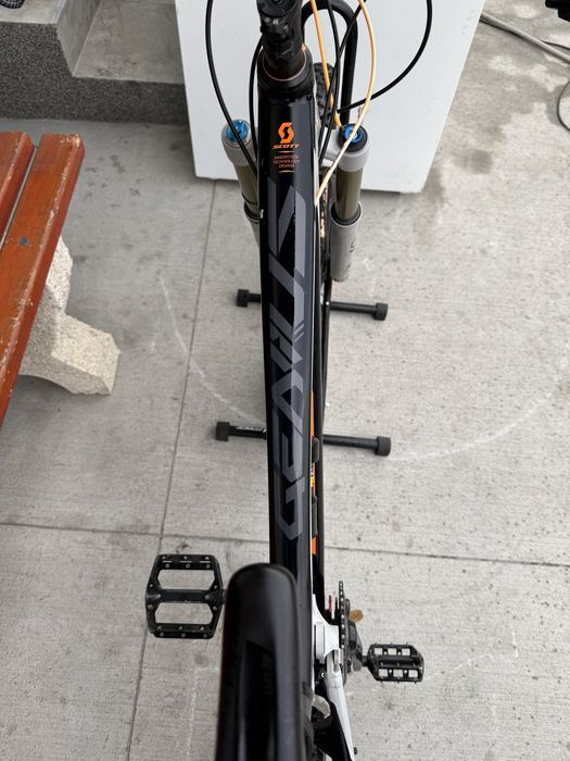 Планински велосипед Мекица SCOTT SPARK за скачане. 27.5/L