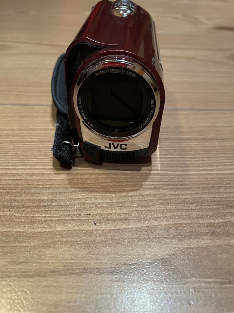 Камерка JVC