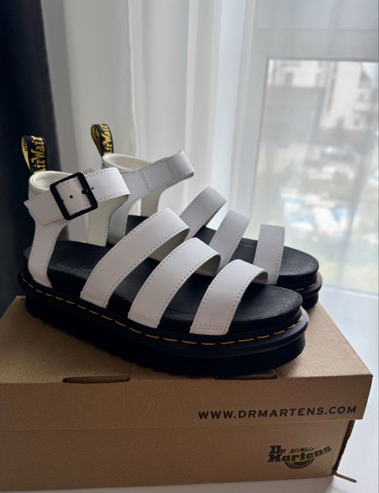 Sandale din piele Dr Martens