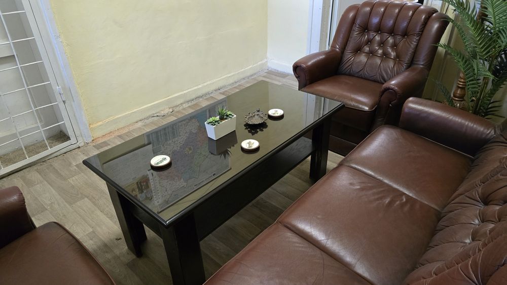 Кожена холова гарнитура тип Честърфийлд