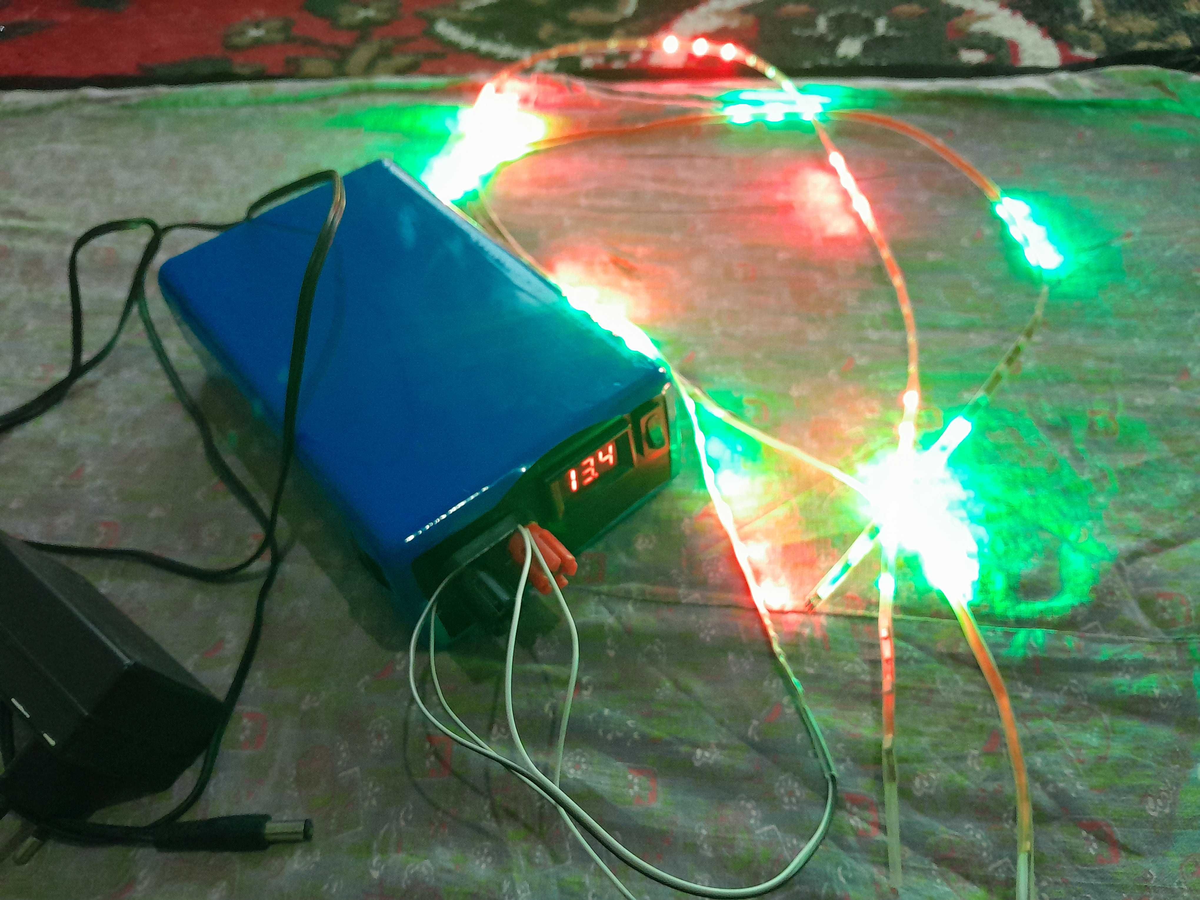 12 volt lifepo4 temir fosfad akumulyatori.