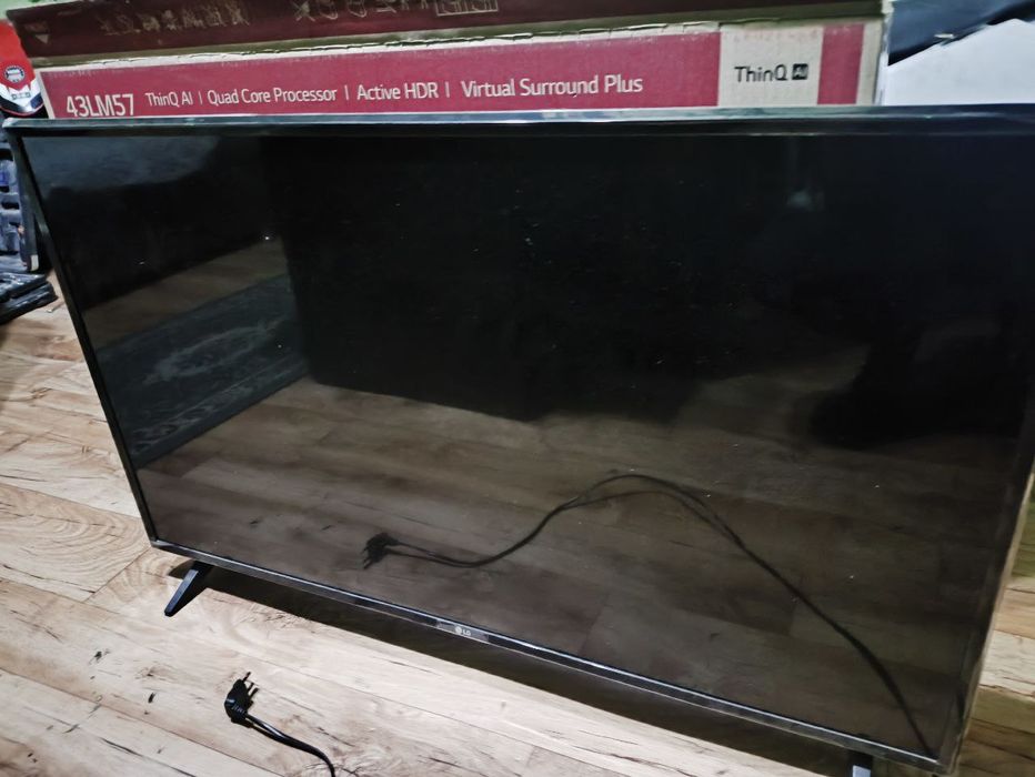 Продам телевизор LG Smart