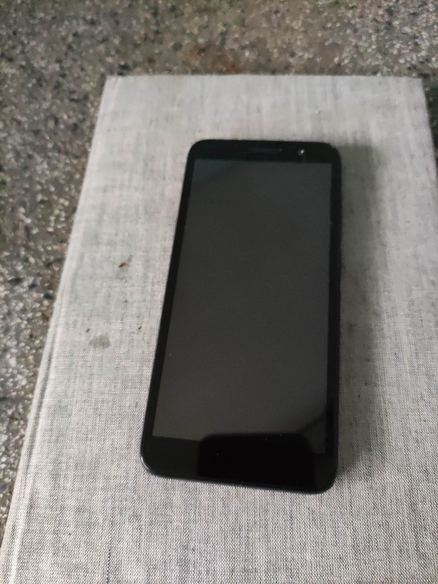 Продавам  Alcatel 5033D