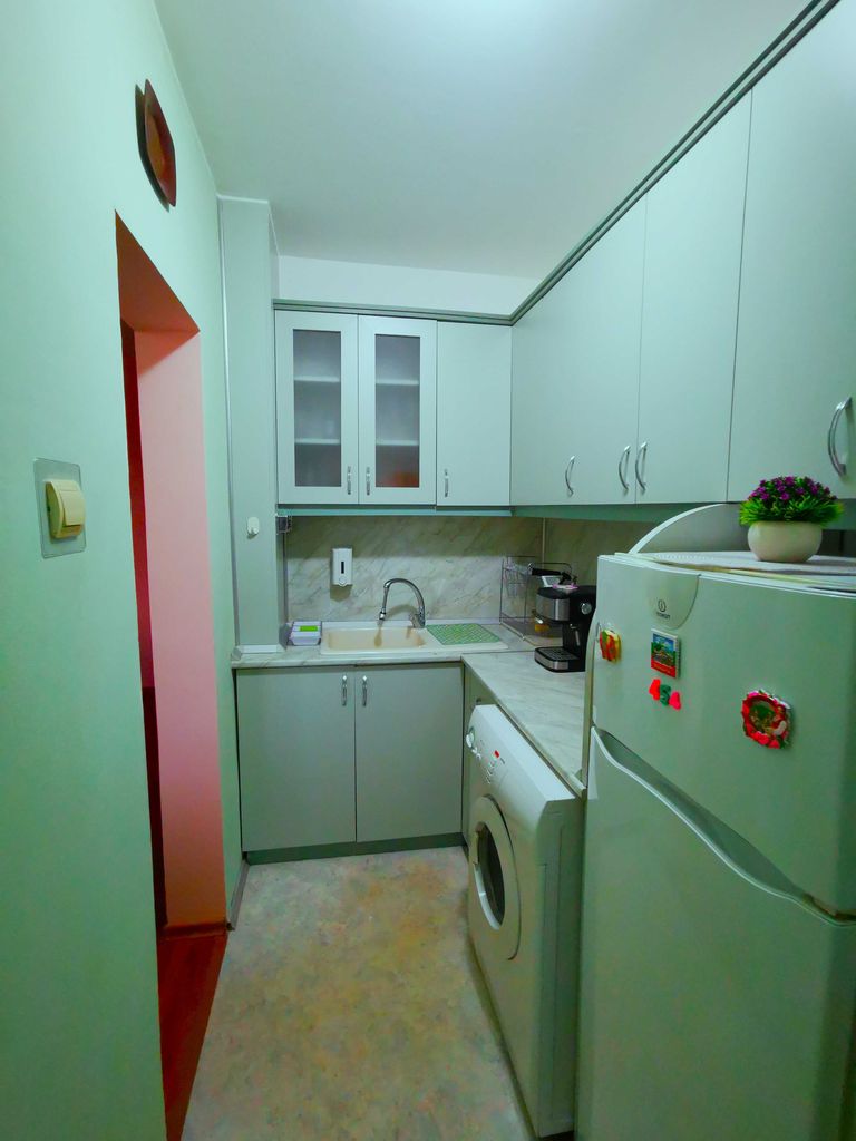Дава се под наем Тристаен апартамент в Пловдив, Кършияка - 75 кв.м за 357 € - Снимка #5