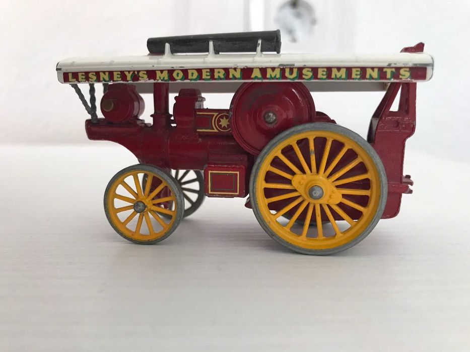 Figurina Buddha si macheta vagon abur Lesney's Modern Amusement