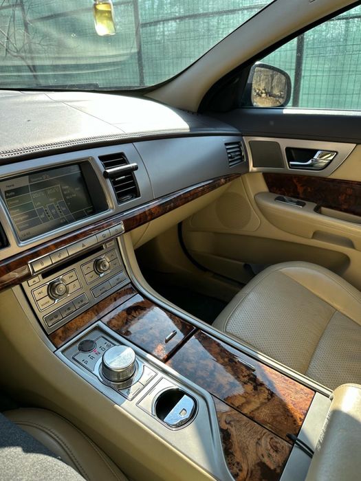 Jaguar XF euro 5- doar 186880 km
