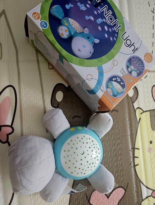 Бебешка играчка Lorelli със светлини и музика