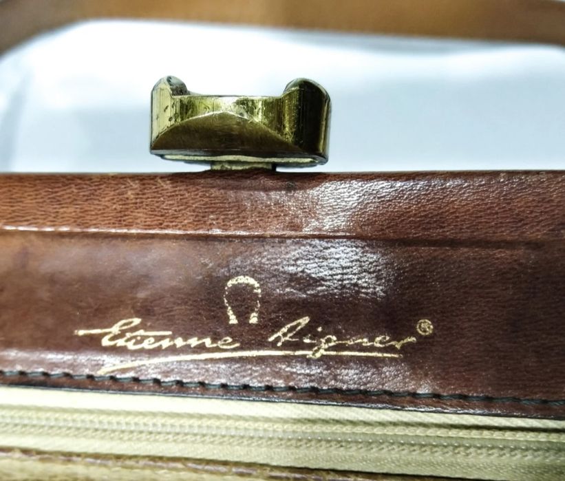 Geantă Etienne Aigner piele naturală