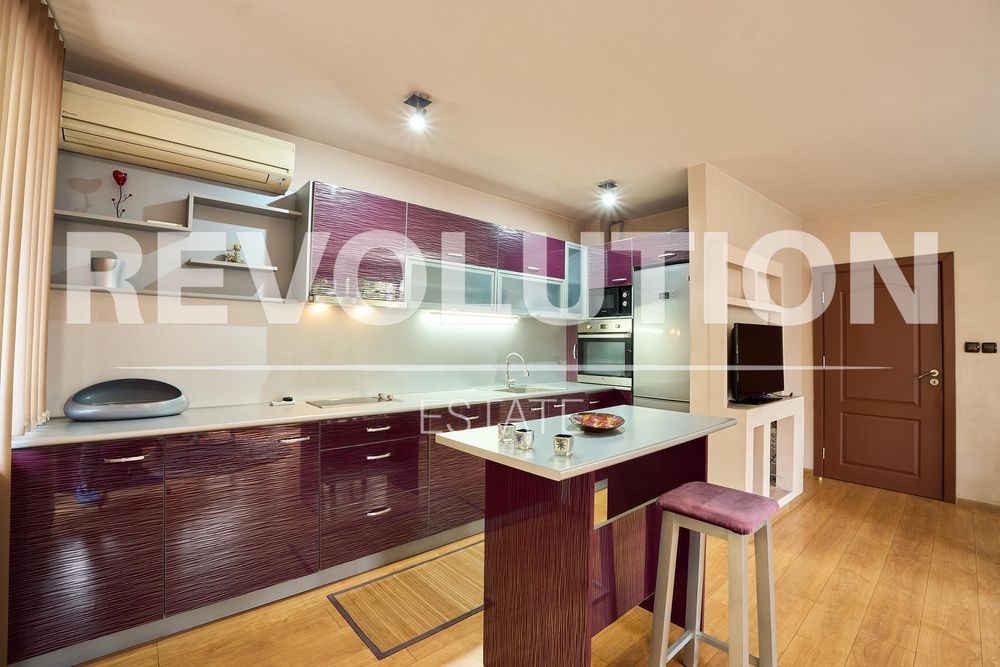 Дава се под наем Тристаен апартамент в Пловдив, Кършияка - 80 кв.м за 600 € - Снимка #3