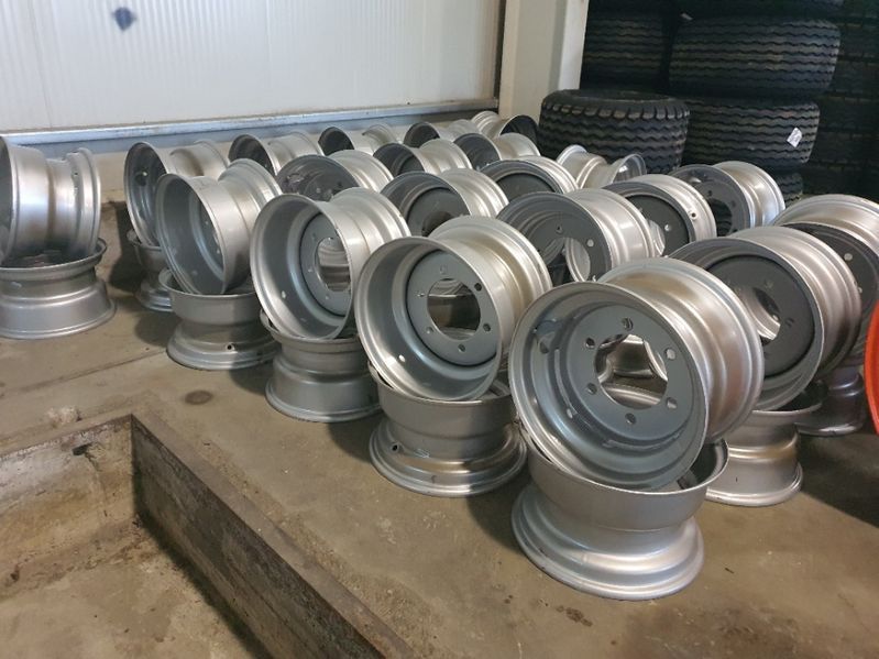 jante R15.3 pentru miguri de gunoi remorci balotiere WYZL 9x15.3