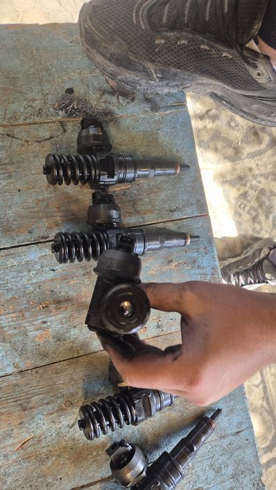 Дюзи за VW Транспортер Т5 2.5 ТДИ 131кс CE 2004- 2009г