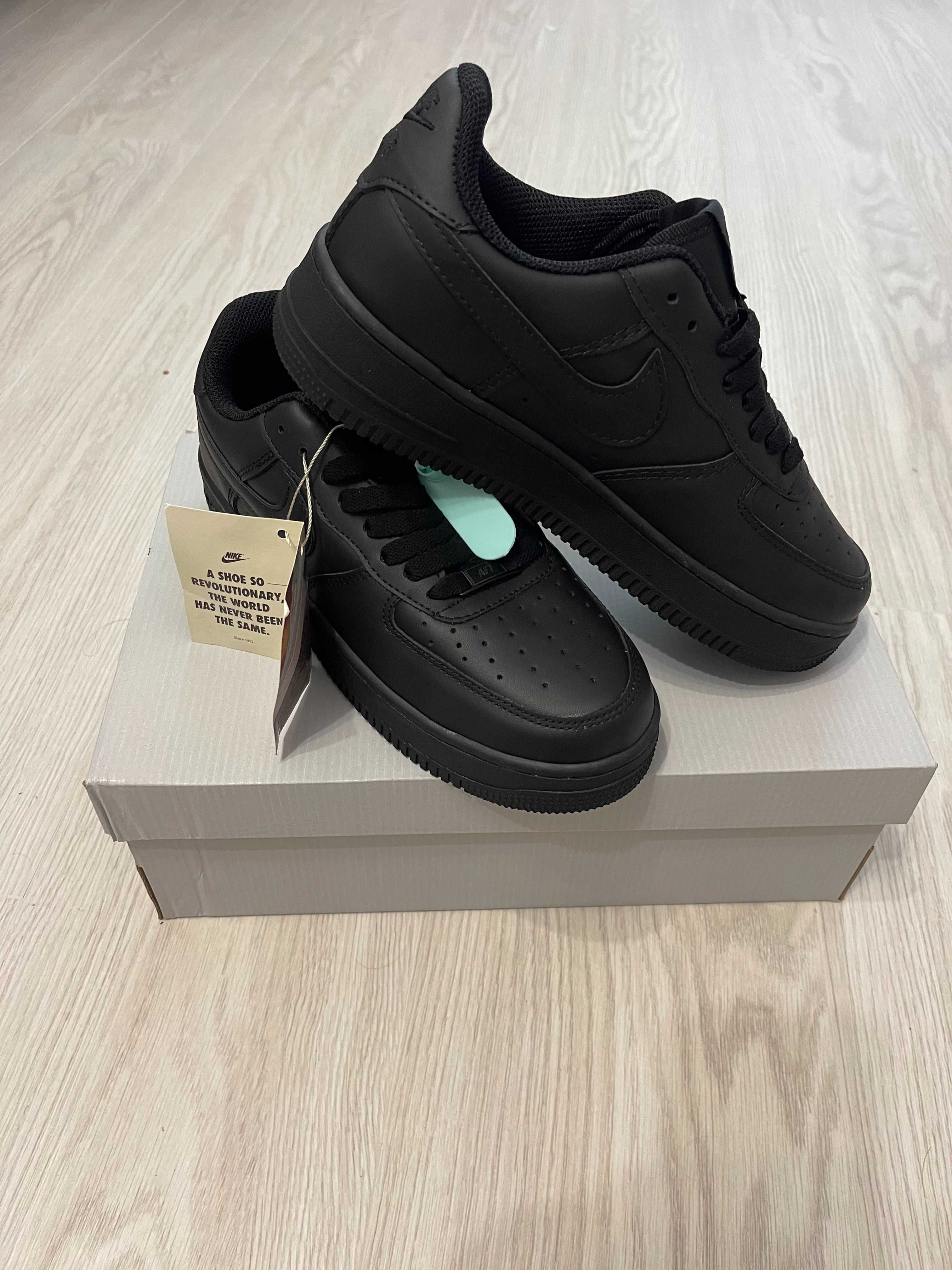 Adidasi Nike Air Force 1 Low '07 " Triple Black " sneakers Baieti NOI