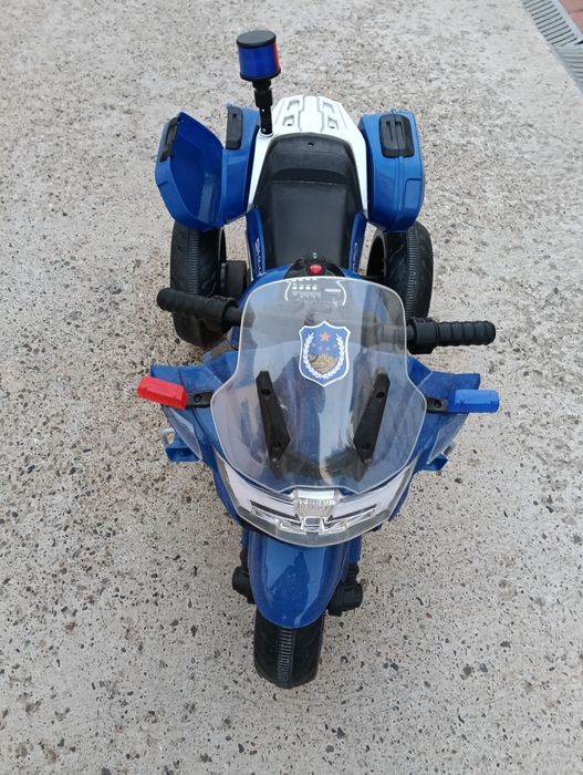 Vând motor poliție copii fete sau baieti