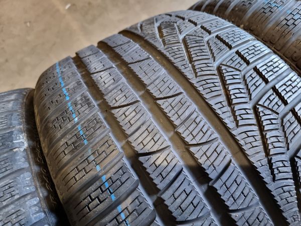 295/30/20//245/35/20 PIRELLI 4бр