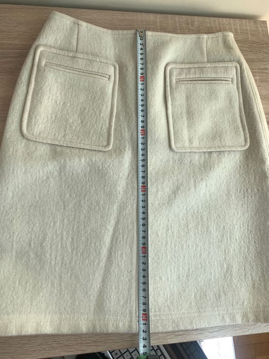 Пола MaxMara 100% вълна