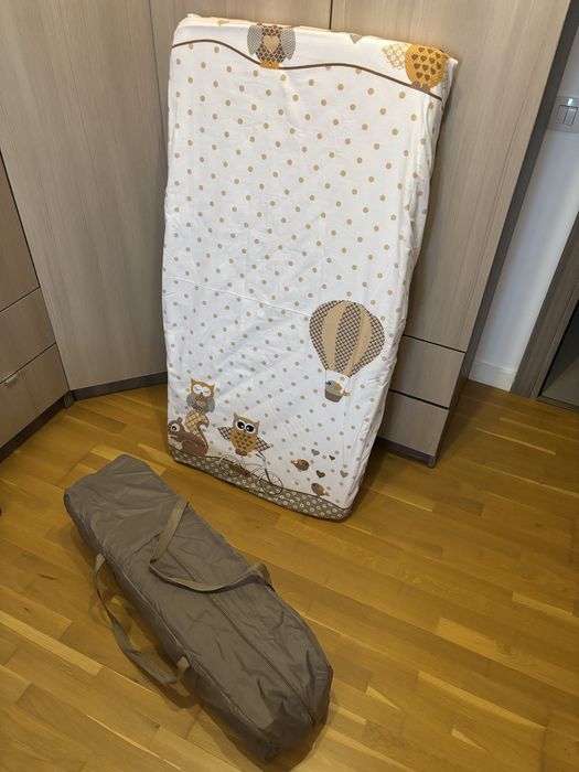 Patut pliabil Chipolino Relax + salteaua aferenta