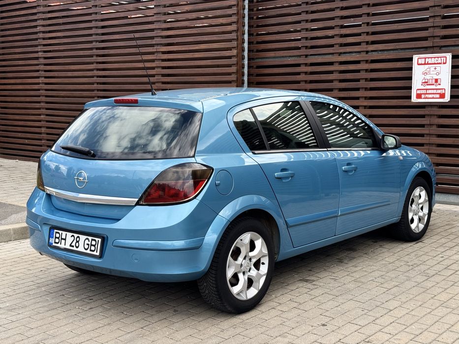 Opel Astra H - 1.4 benzina 2007