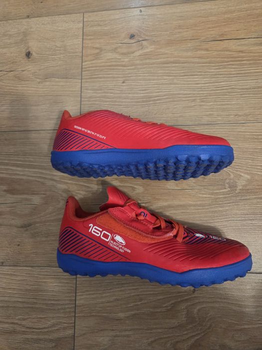 Vand ghete fotbal copii marime 32 (20cm)