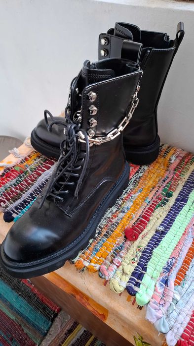 IL PASSO - Ghete damă, model deosebit din piele naturală