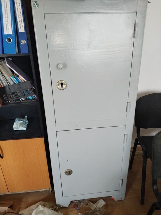 Сейф продается в городе Байконур