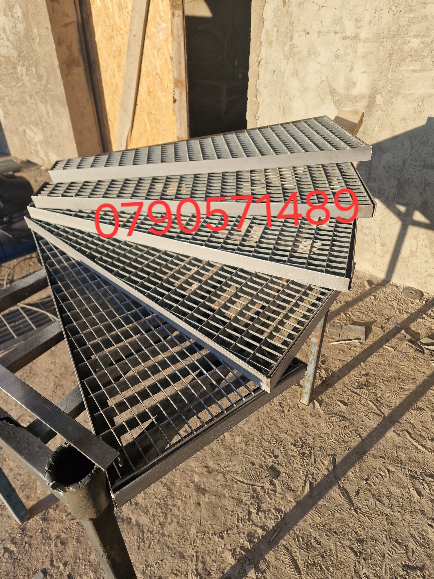 Trepte zincate galvanizate pentru spirala
