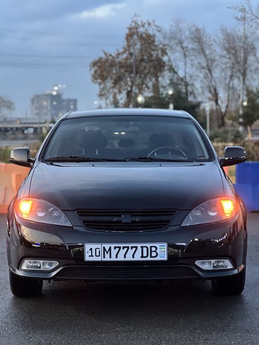 Gentra Black Mettalic