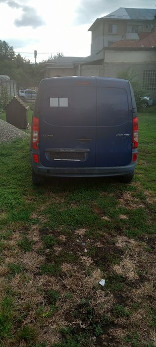 Dezmembrez Mercedes citan