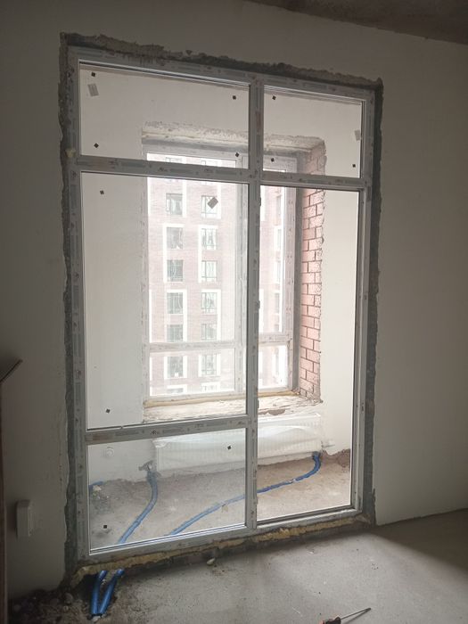 Продам пластиковое окно и дверь