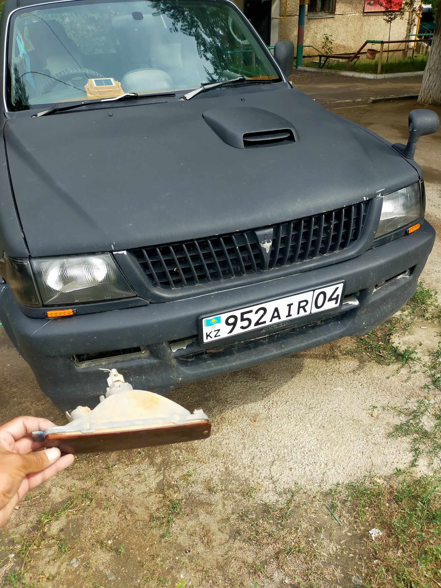 Продам поворотник