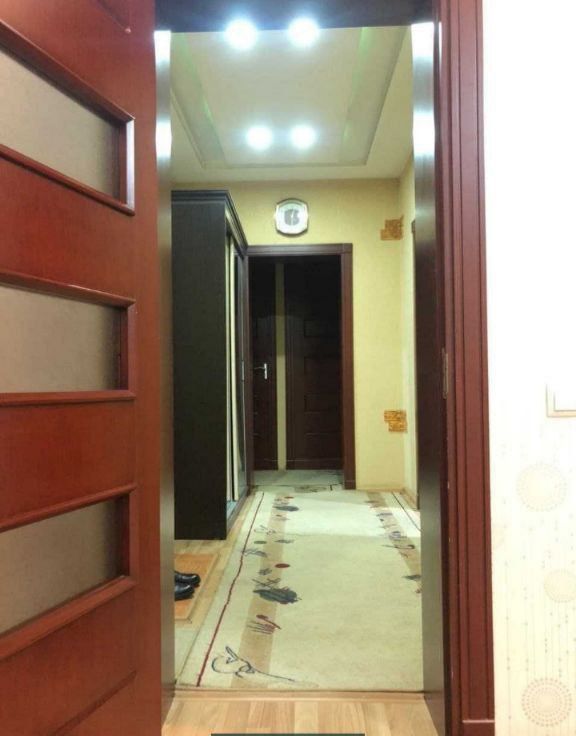 Срочно продаётся квартира 2/1/9 Изза Учтепа. Izza