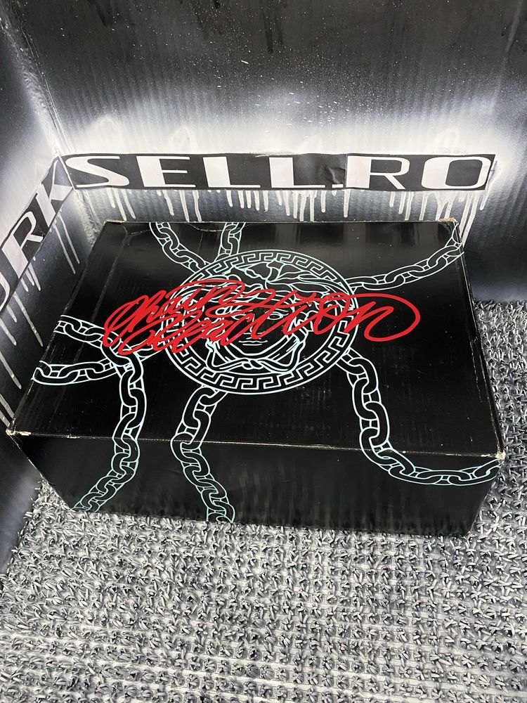 Versace Chain Reaction White/Black