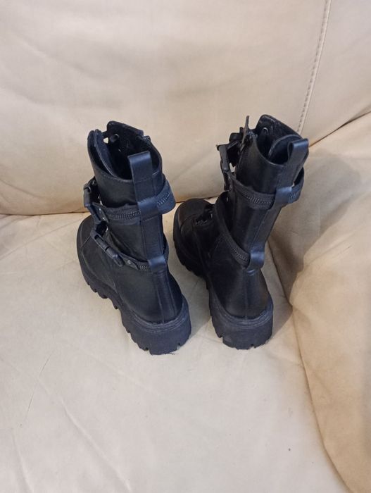 Дамски Зимни боти - кубинки