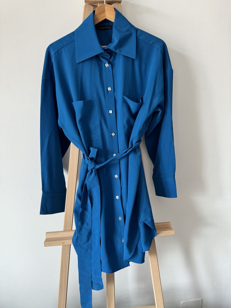 Costum nou, vascoza, Conceptatrois