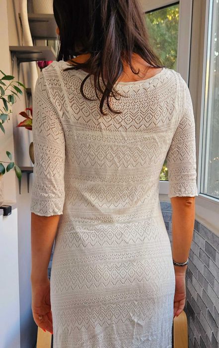 Rochie midi din țesătură subțire, decolteu rotund, mânecă scurtă, S-M