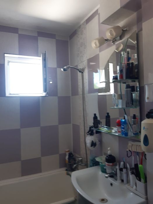 Apartament de închiriat